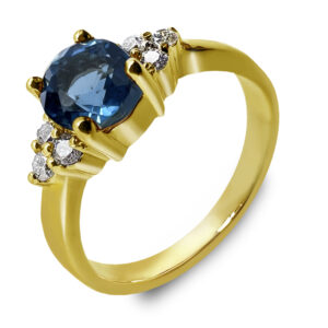 Pierścionek AureLix z żółtego złota z Topazem London Blue 0.68 ct i brylantam